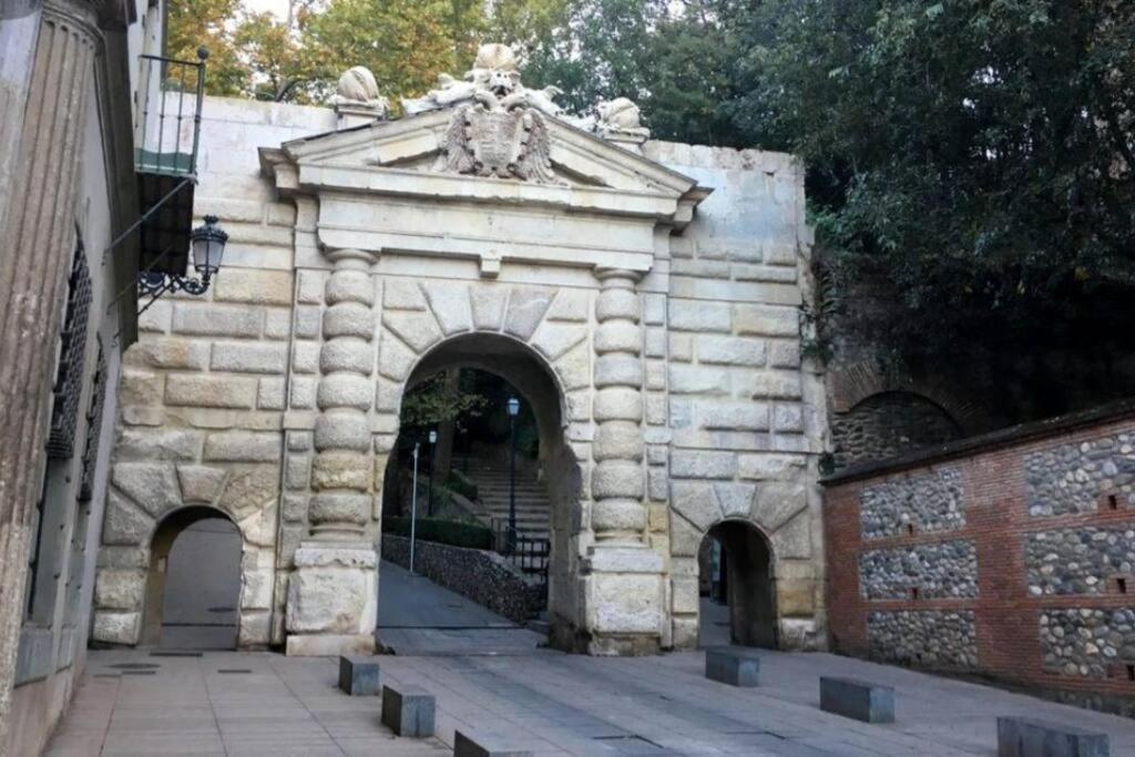 Centrico Estudio En Granada Ngoại thất bức ảnh