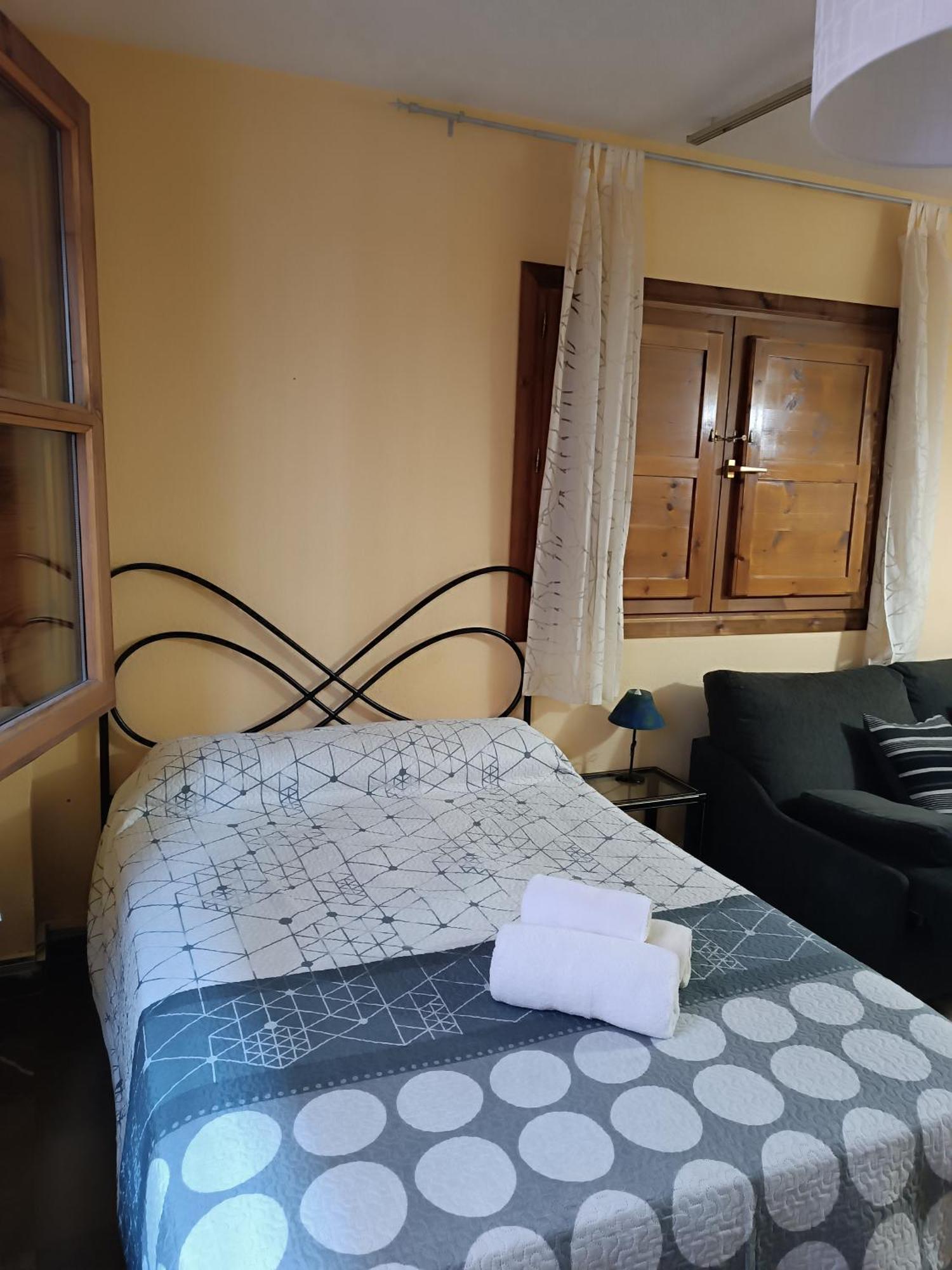 Centrico Estudio En Granada Ngoại thất bức ảnh